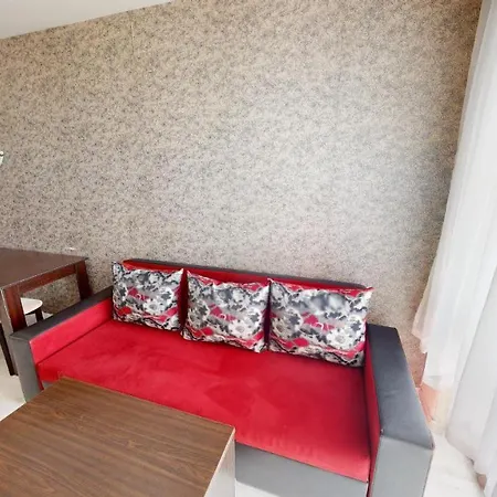 Villa Imperial Heights Villas *