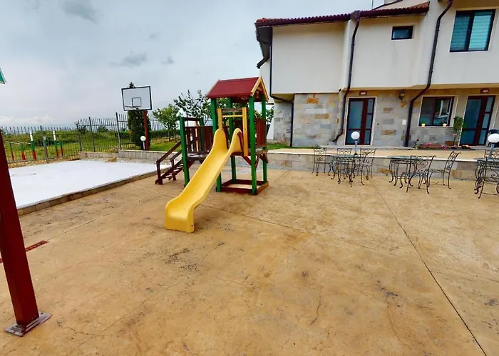 Imperial Heights Villas * Slantchev Briag