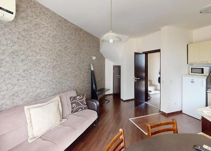 Imperial Heights Villas Villa Slantchev Briag