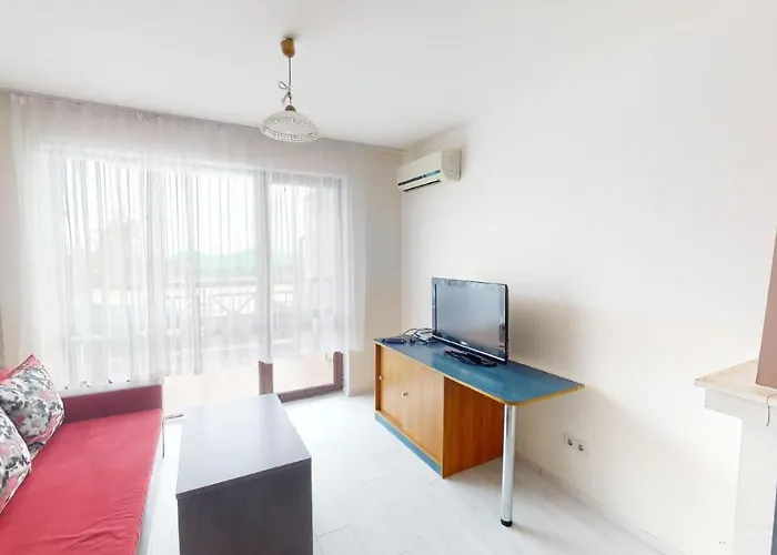 Villa Imperial Heights Villas *