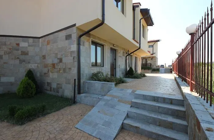 империал хайтс вили