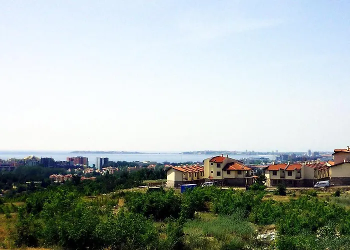 Imperial Heights Villas * Slantchev Briag