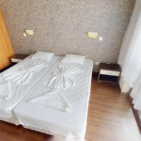 Imperial Heights Villas Sunny Beach