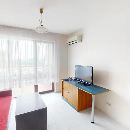 Villa Imperial Heights Villas *