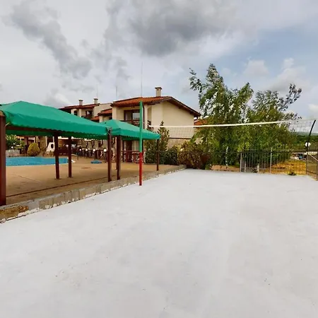 Villa Imperial Heights Villas