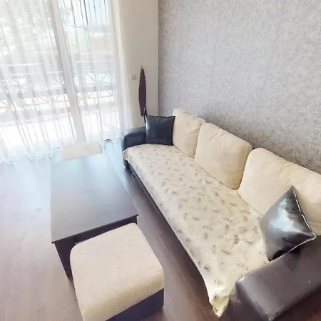 Villa Imperial Heights Villas