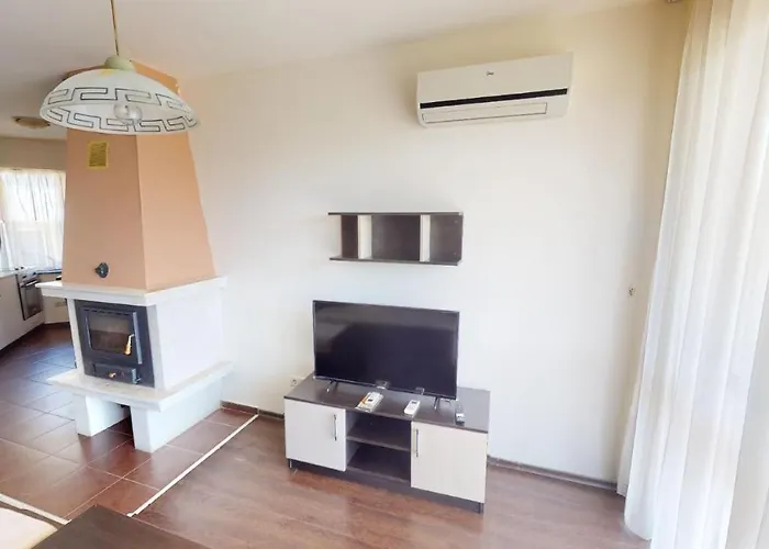 Вилла Imperial Heights Villas