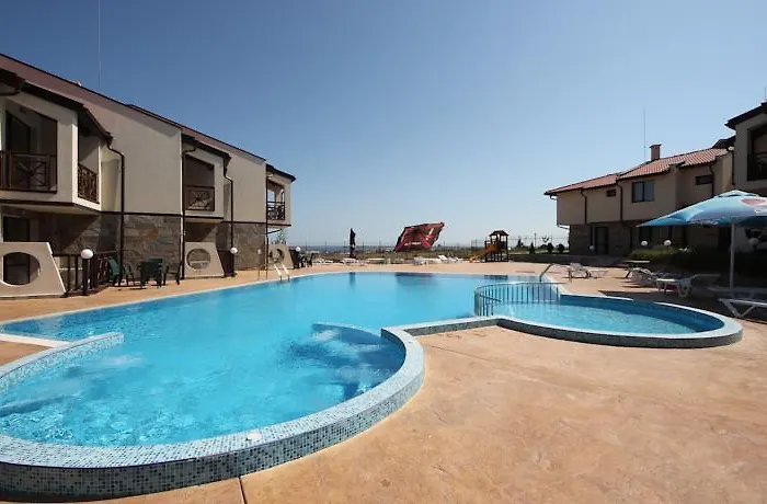 Imperial Heights Villas Солнечный берег