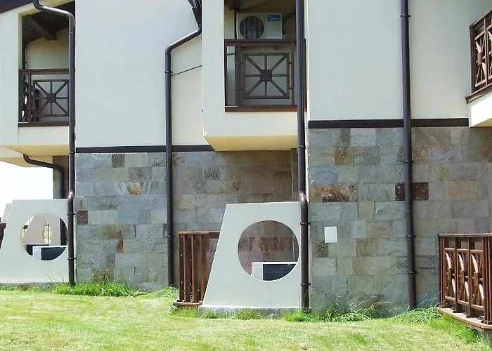 Imperial Heights Villas Вилла