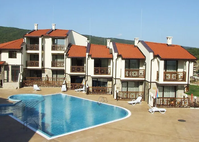 Imperial Heights Villas Вилла