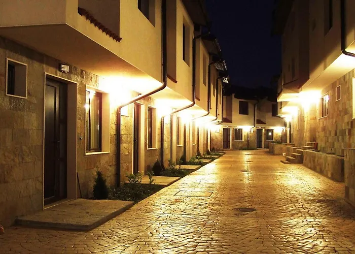 Вилла Imperial Heights Villas